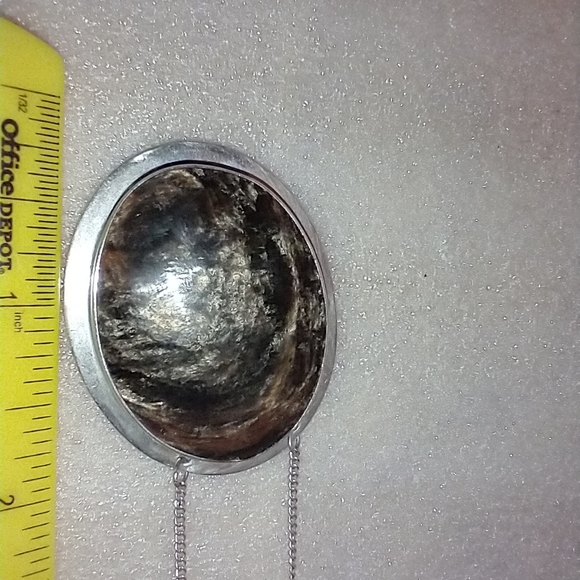 Necklace with pendant - Picture 9 of 9